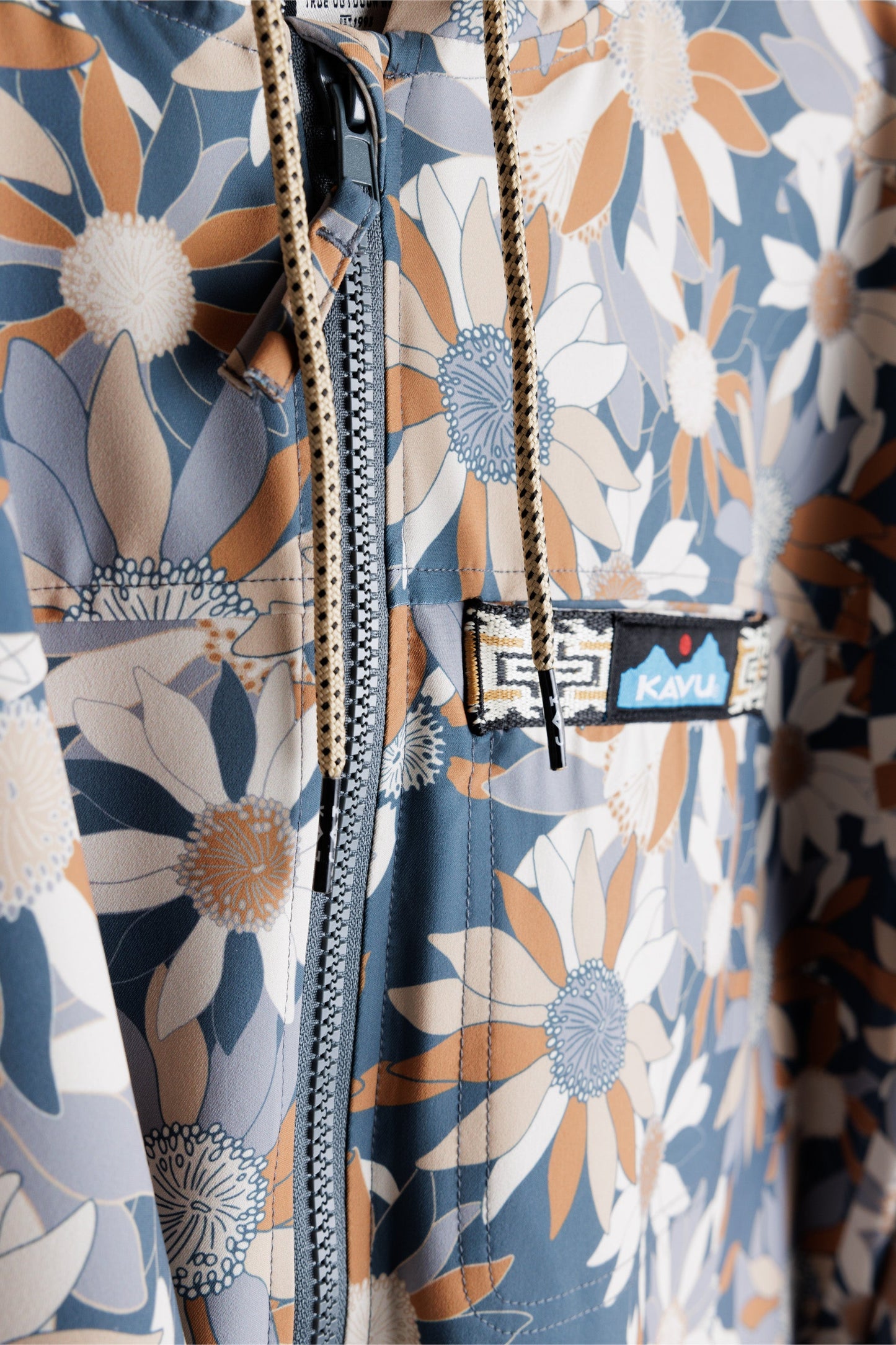 KAVU Bay Breeze