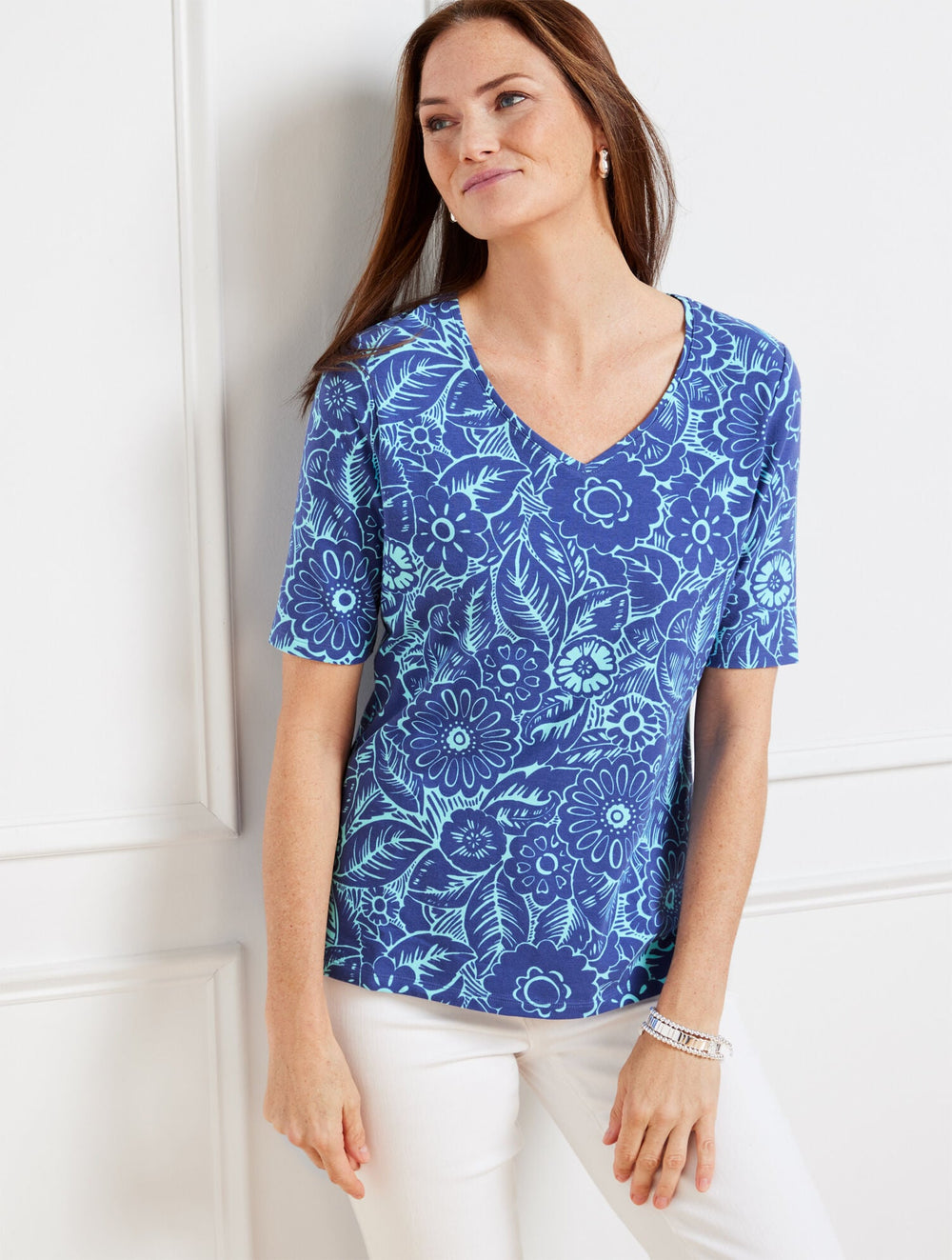 V-NECK TEE - LEAFY TROPICAL | Talbots online