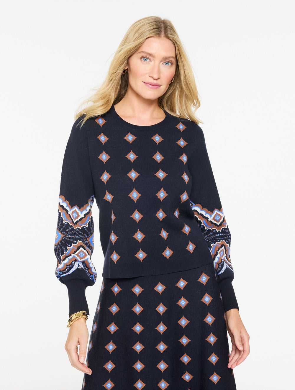 JACQUARD CREWNECK SWEATER - SCALLOP MEDALLION | Talbots discount