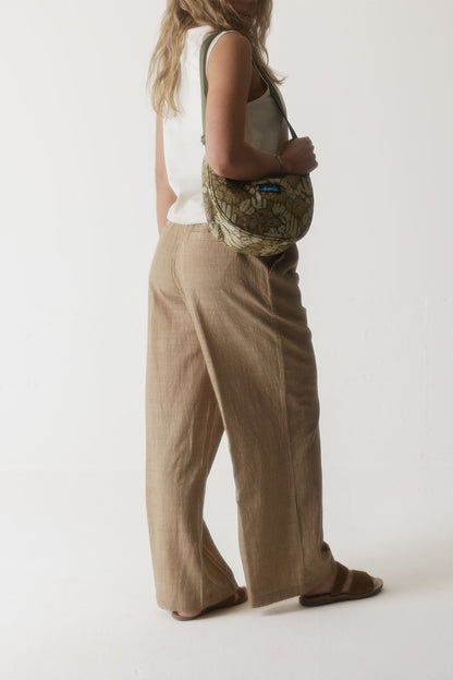 KAVU Tamarindo