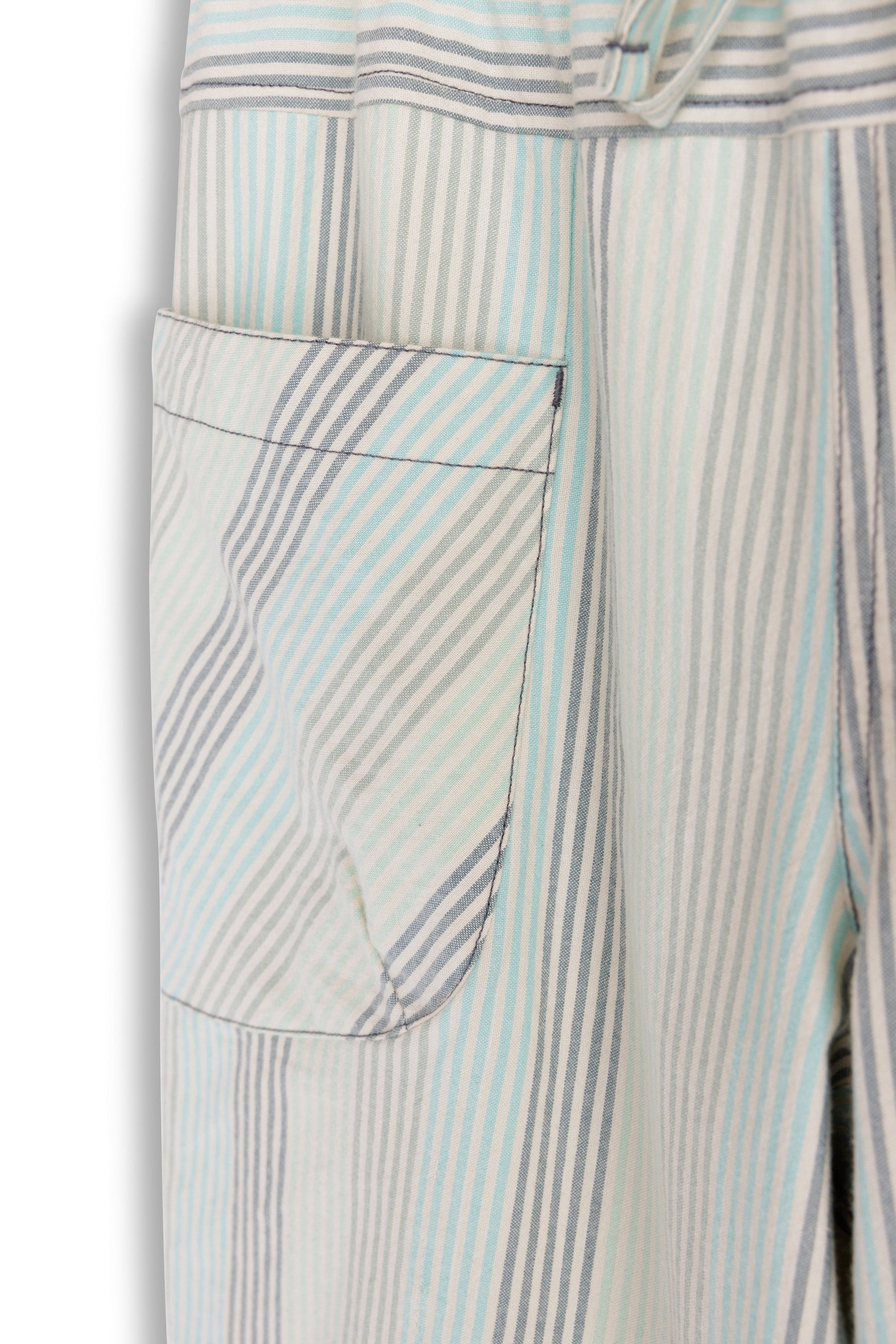 KAVU Woodside