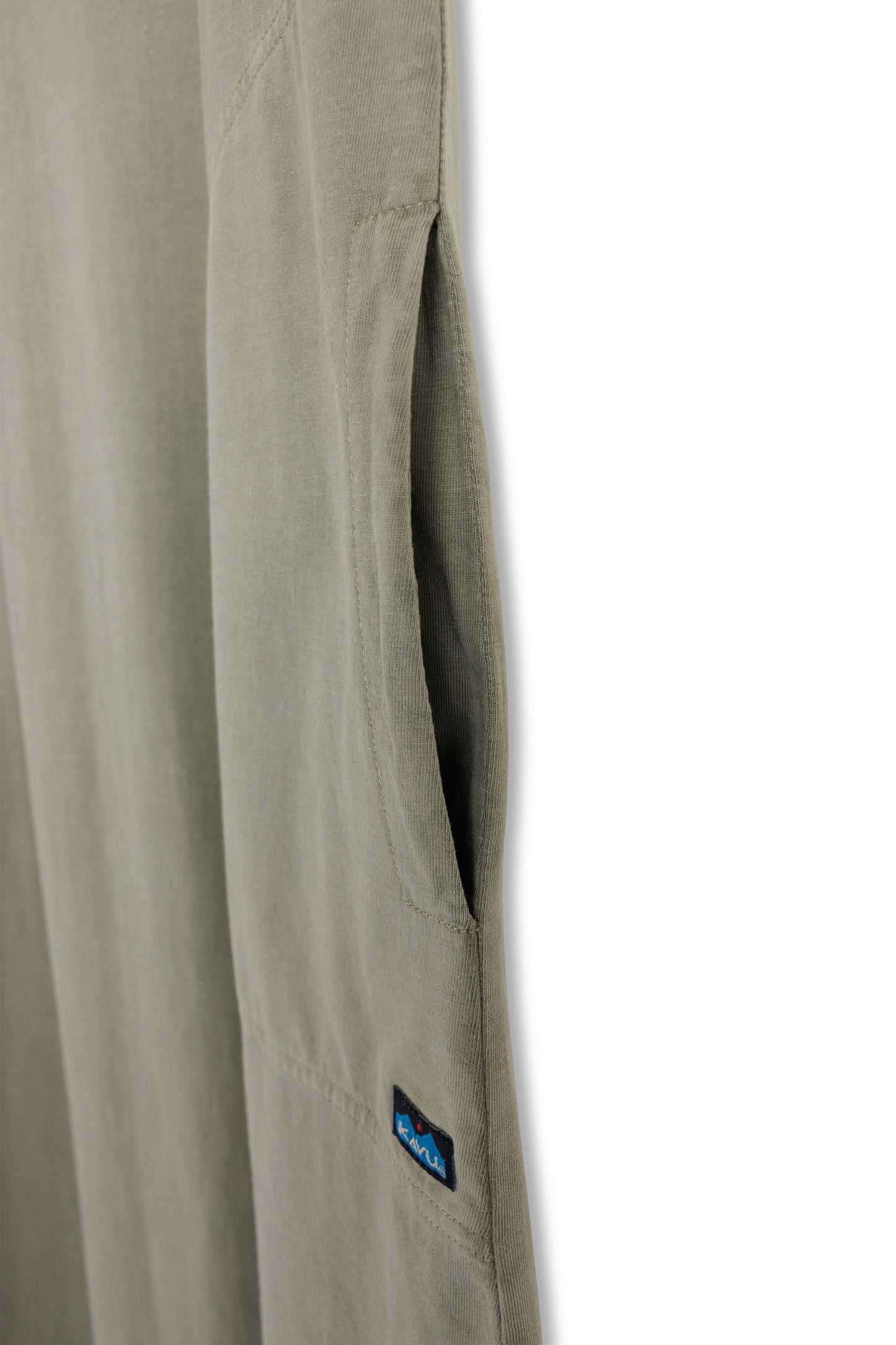 KAVU Daylight