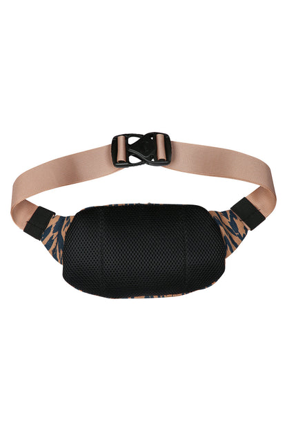 KAVU Canvas Spectator