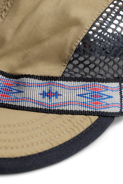 KAVU Capn Softbill