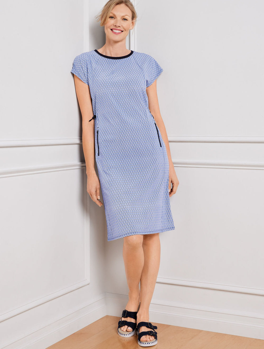 LIGHTWEIGHT WOVEN STRETCH BUNGEE CORD DRESS - SCALLOP | Talbots discount