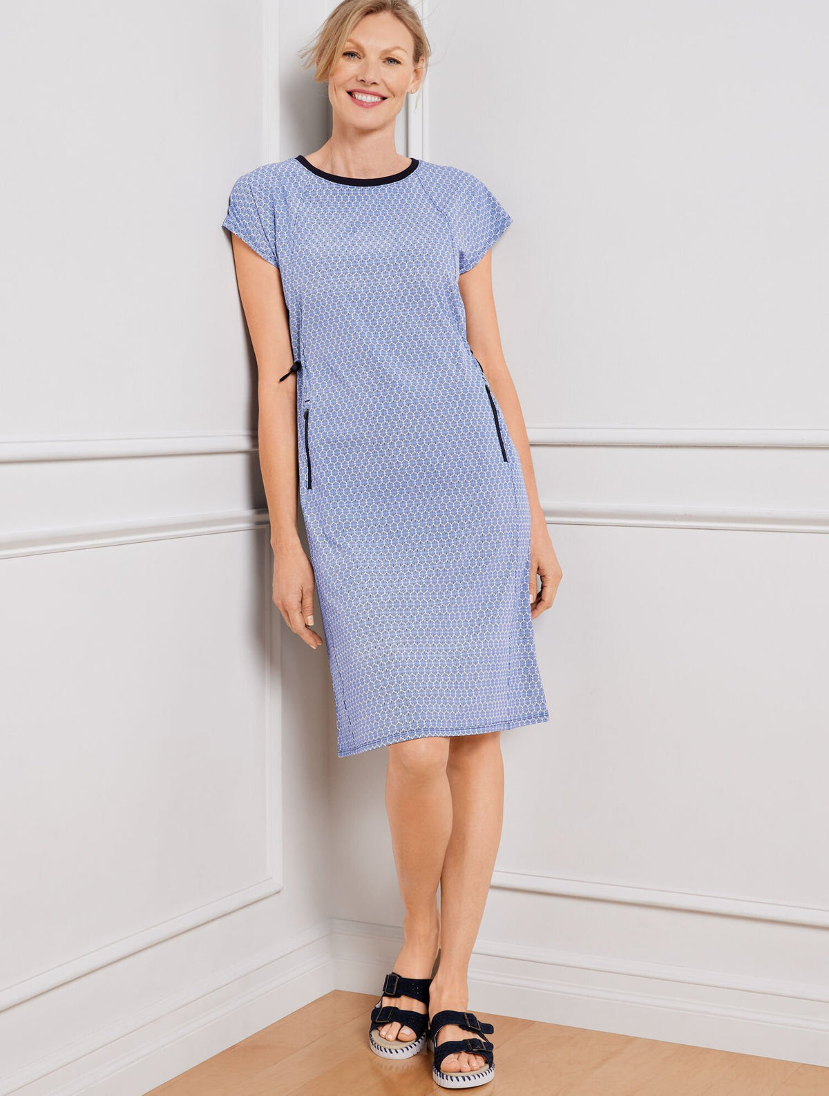 LIGHTWEIGHT WOVEN STRETCH BUNGEE CORD DRESS - SCALLOP | Talbots discount