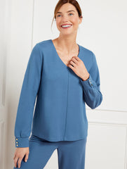 EFFORTLESS ULTRAKNIT V-NECK SWING TOP | Talbots near me