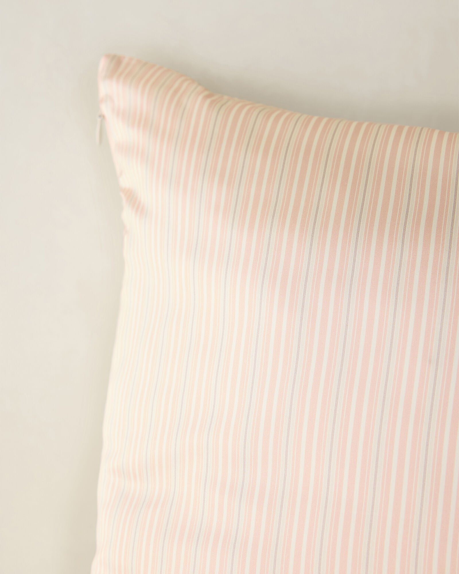 WASHABLE SILK MULTI STRIPE PILLOWCASE | Talbots online