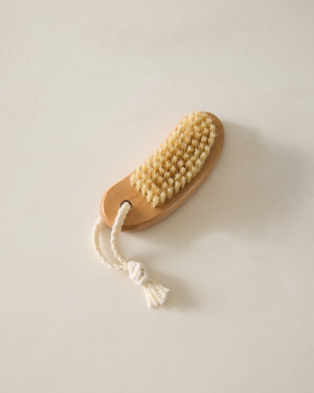 LOTUS WOOD NAIL BRUSH | Talbots discount