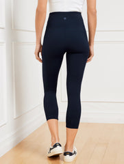 PERFORMANCE INTERLOCK CAPRI LEGGINGS | Talbots US