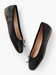 BLACK,5M,Medium