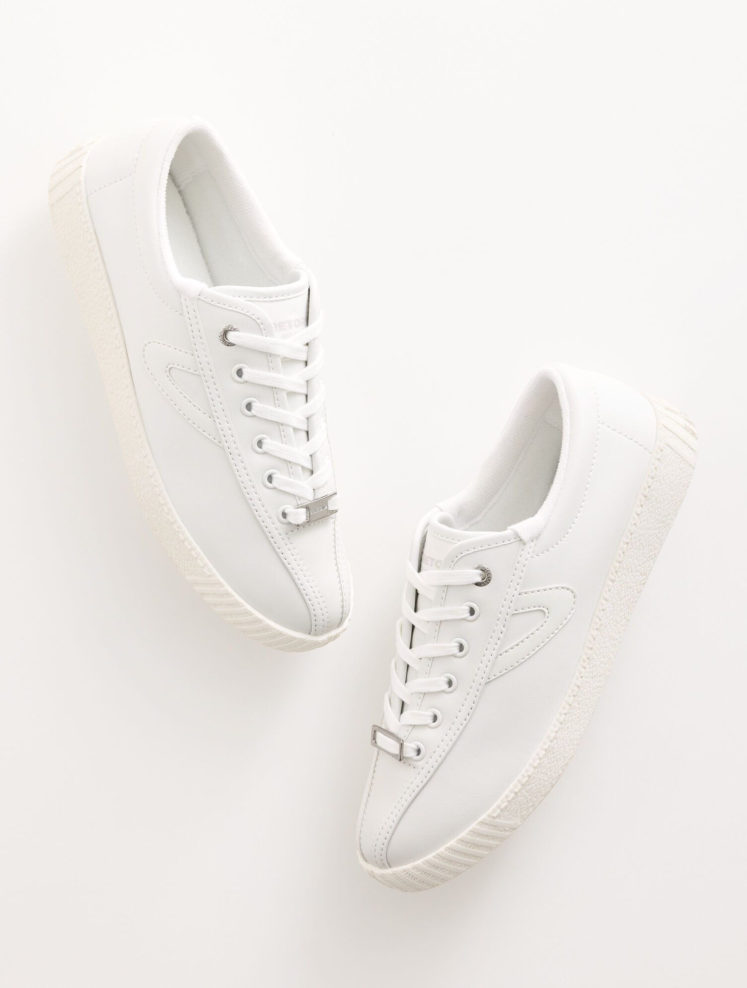 TRETORN® NYLITE ICON LEATHER SNEAKERS | Talbots US