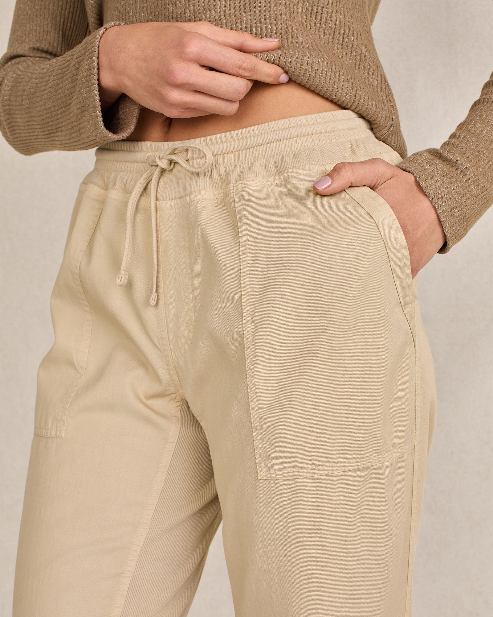 THE EFFORTLESS TWILL JOGGER | Talbots online
