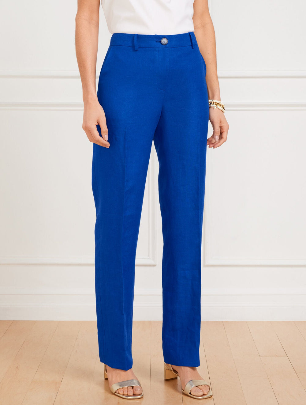 BLUE MAJESTY,2,Misses