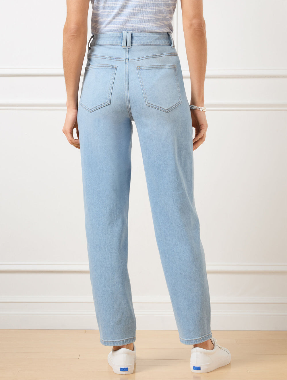 RELAXED TAPERED BARREL LEG JEANS - CARLINA WASH | Talbots for sale