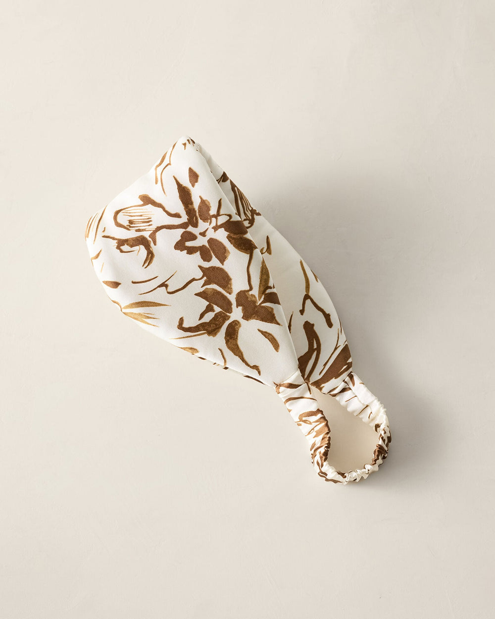 WASHABLE SILK TROPICAL BLOOMS PUFFER EYE MASK | Talbots near me