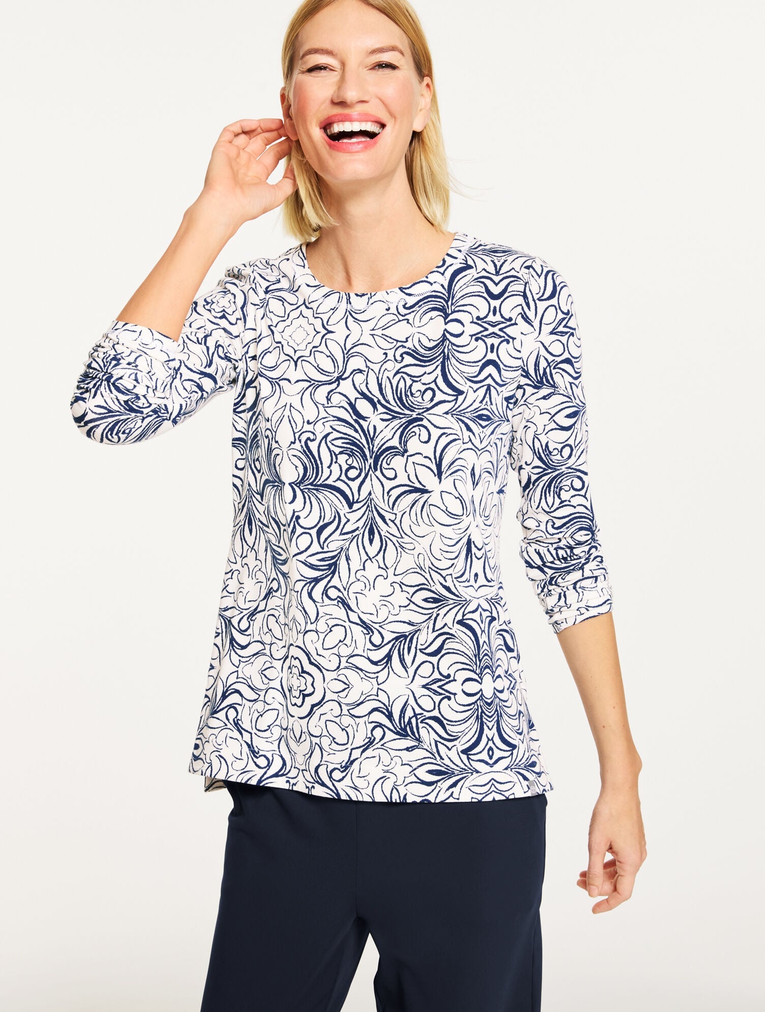 SUPERSOFT JERSEY CREWNECK TEE - SKETCHED MEDALLION | Talbots for sale