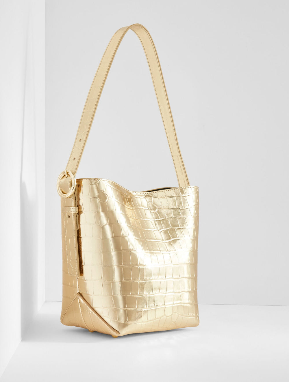 CROC EMBOSSED LEATHER BUCKET BAG | Talbots outlet
