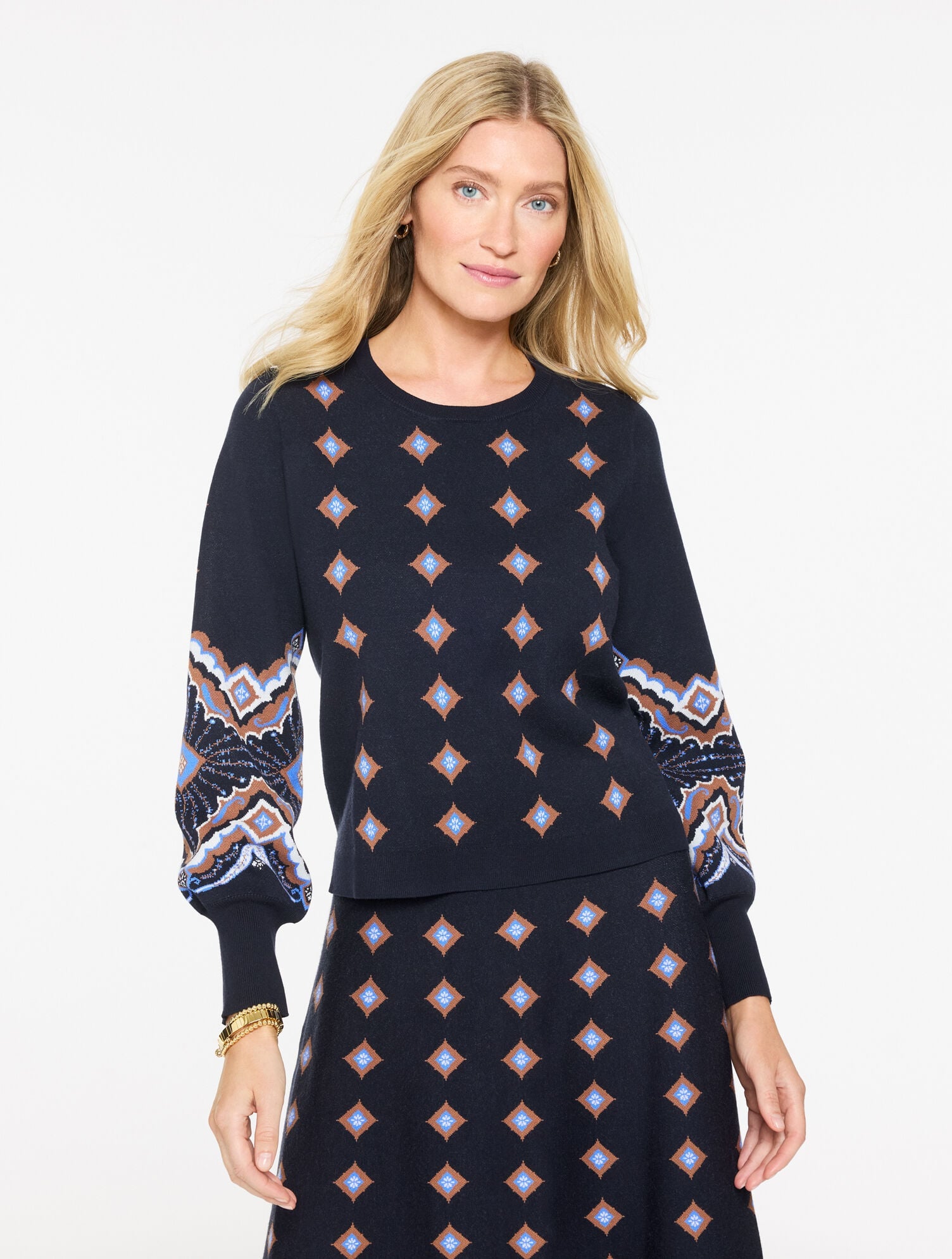 JACQUARD CREWNECK SWEATER - SCALLOP MEDALLION | Talbots discount