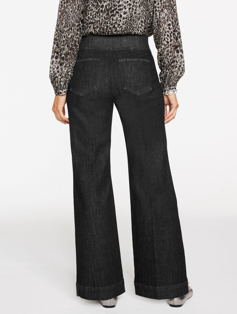FLARE LEG PULL-ON TRAVEL JEANS - CRESCENT WASH | Talbots near me