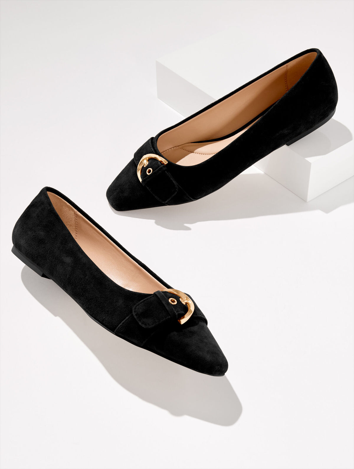 BLACK,5M,Medium
