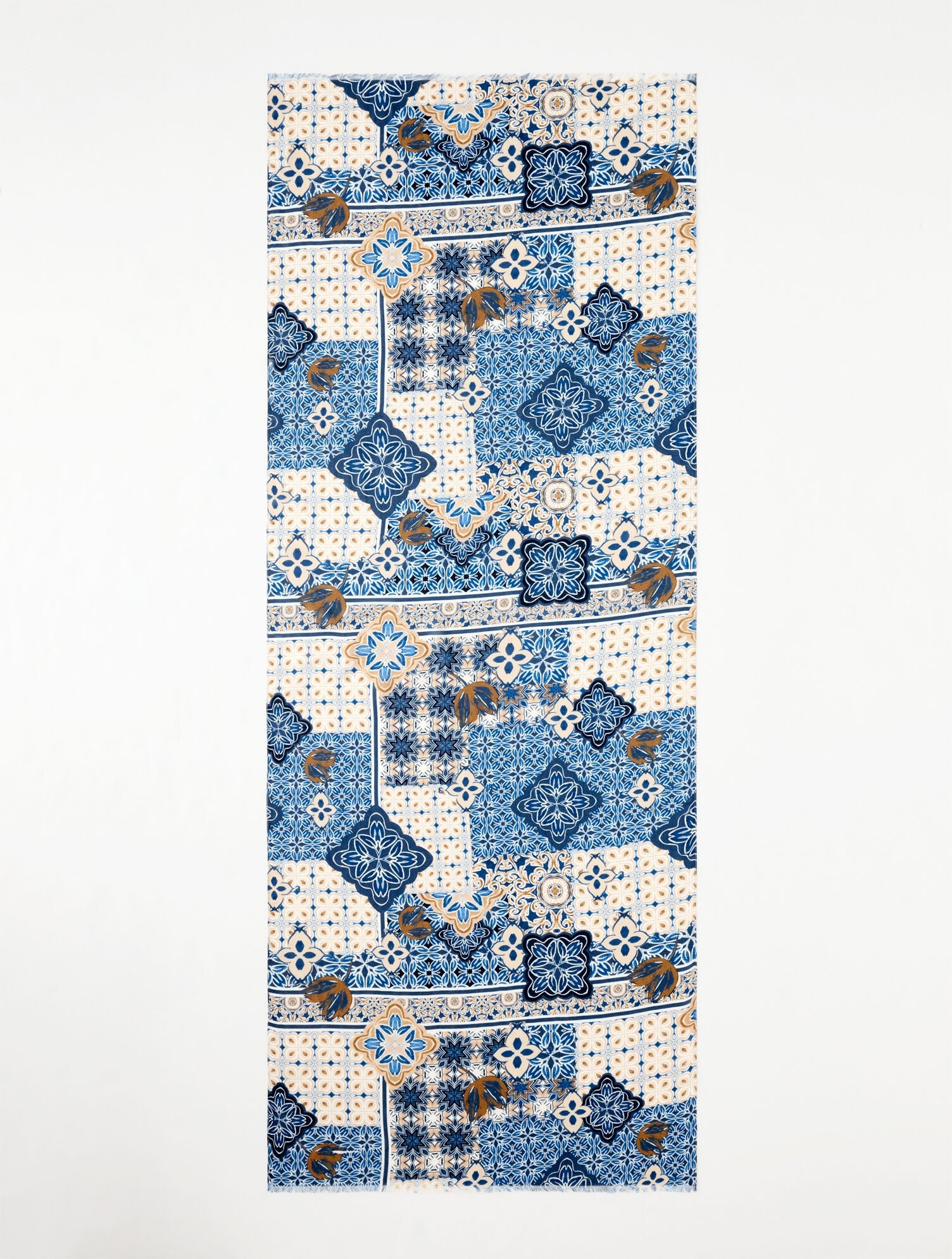 CASABLANCA OBLONG SCARF | Talbots online